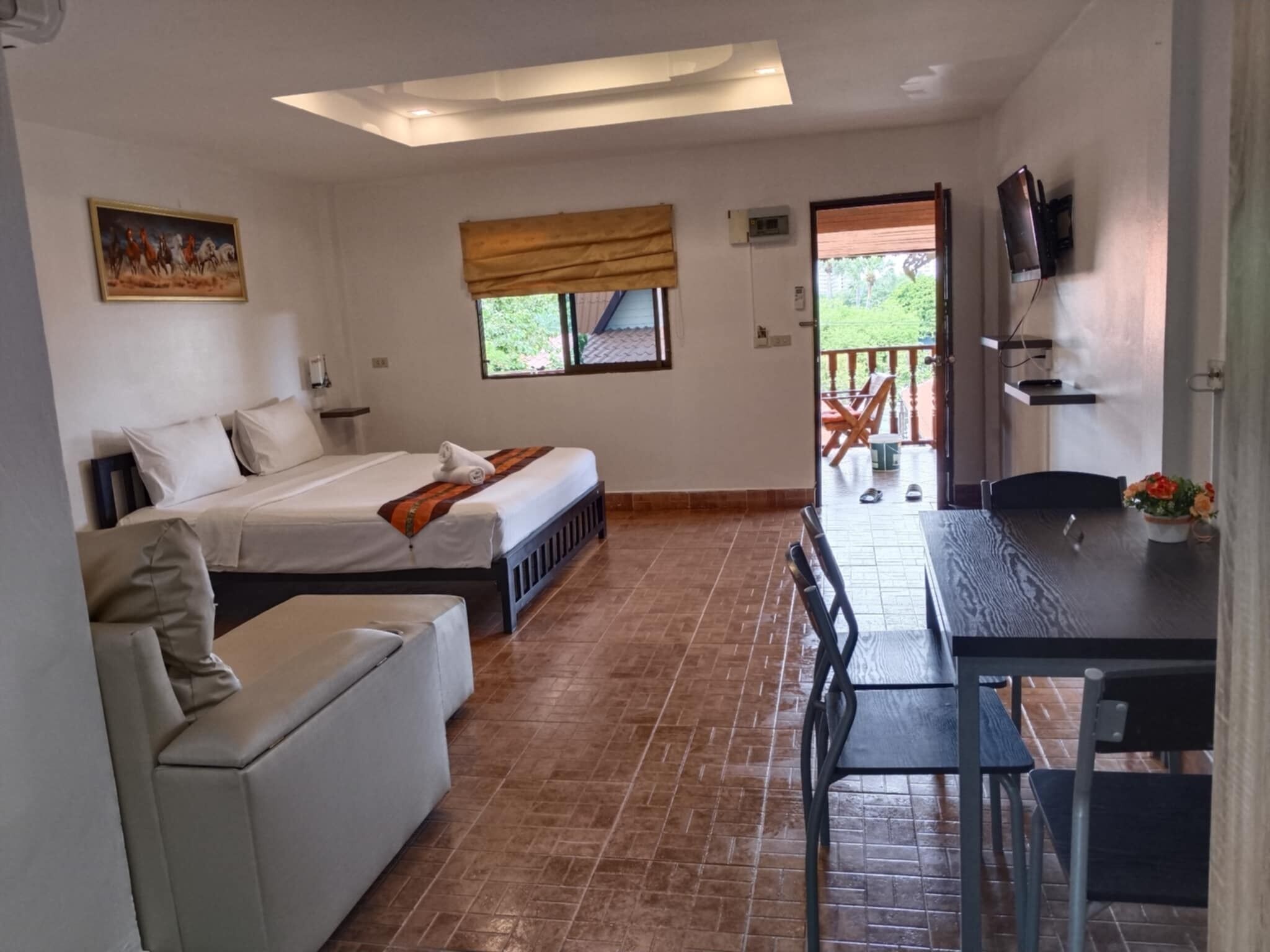 Foto - Phratamnak Inn