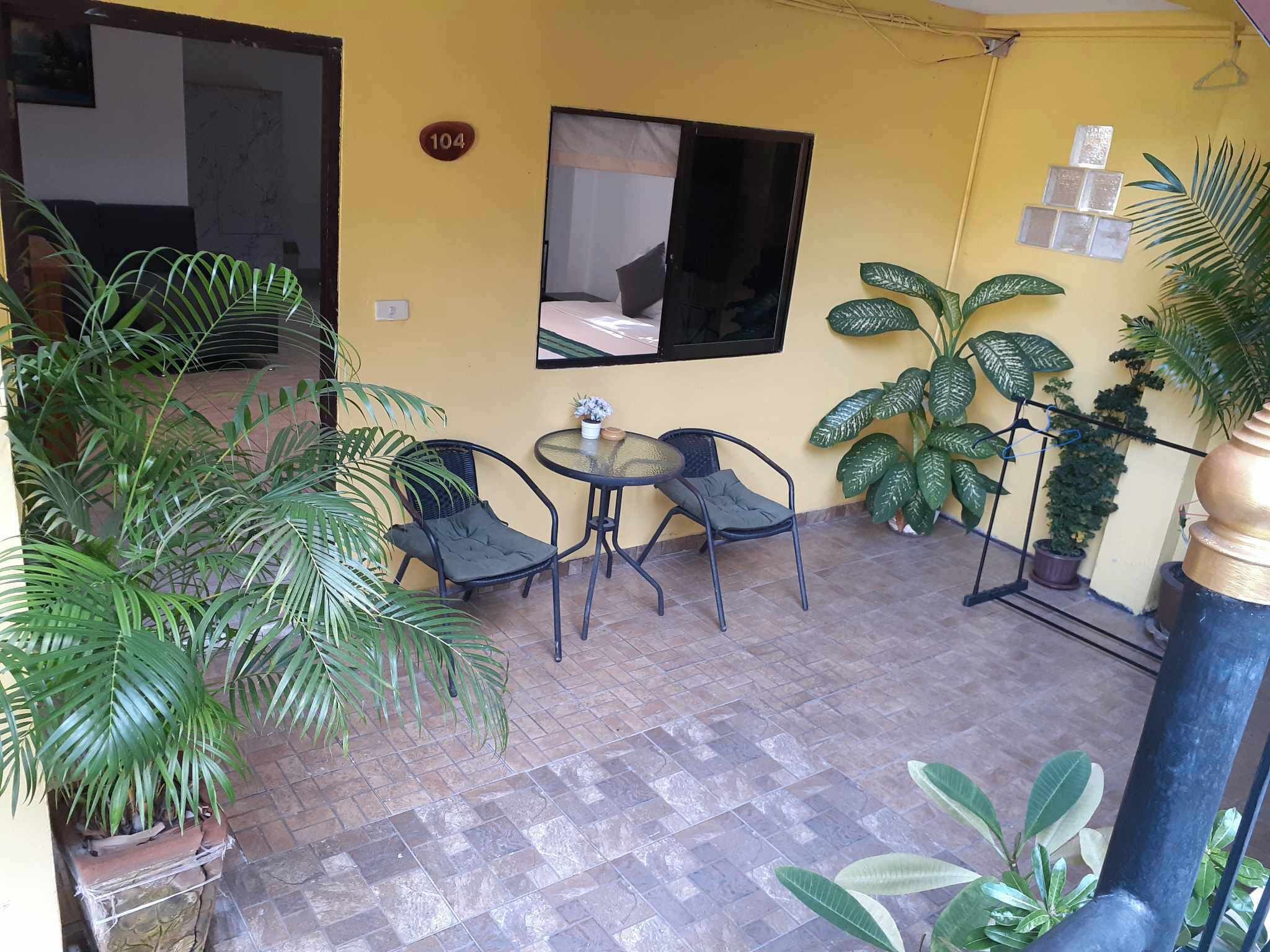 Photo - Phratamnak Inn Hotel & Guesthouse - 100 mtr from the beach