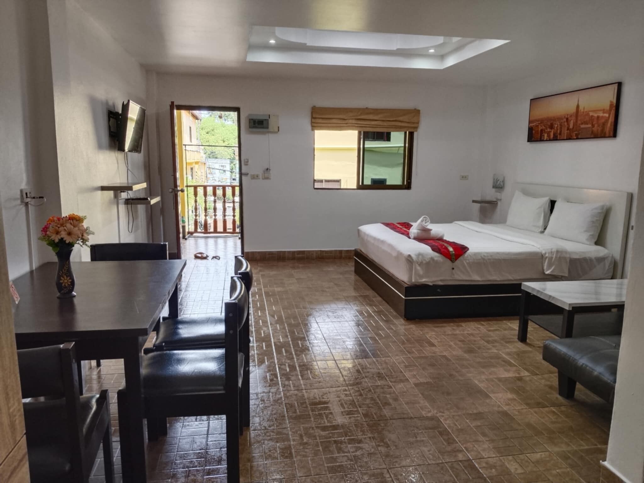 Foto - Phratamnak Inn