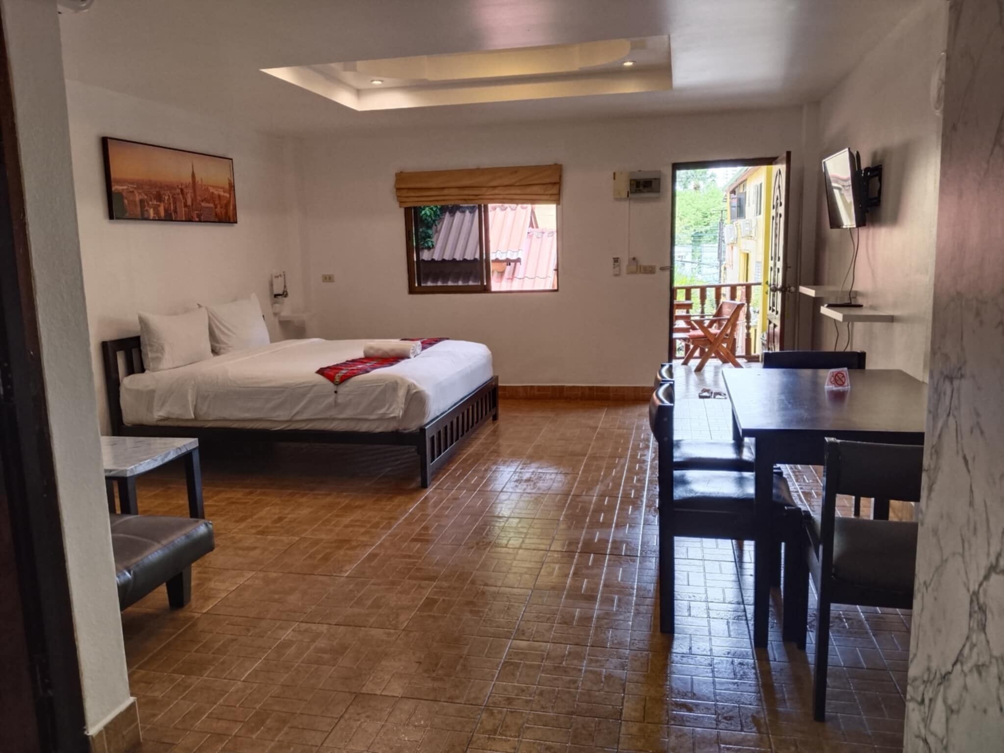 Foto - Phratamnak Inn