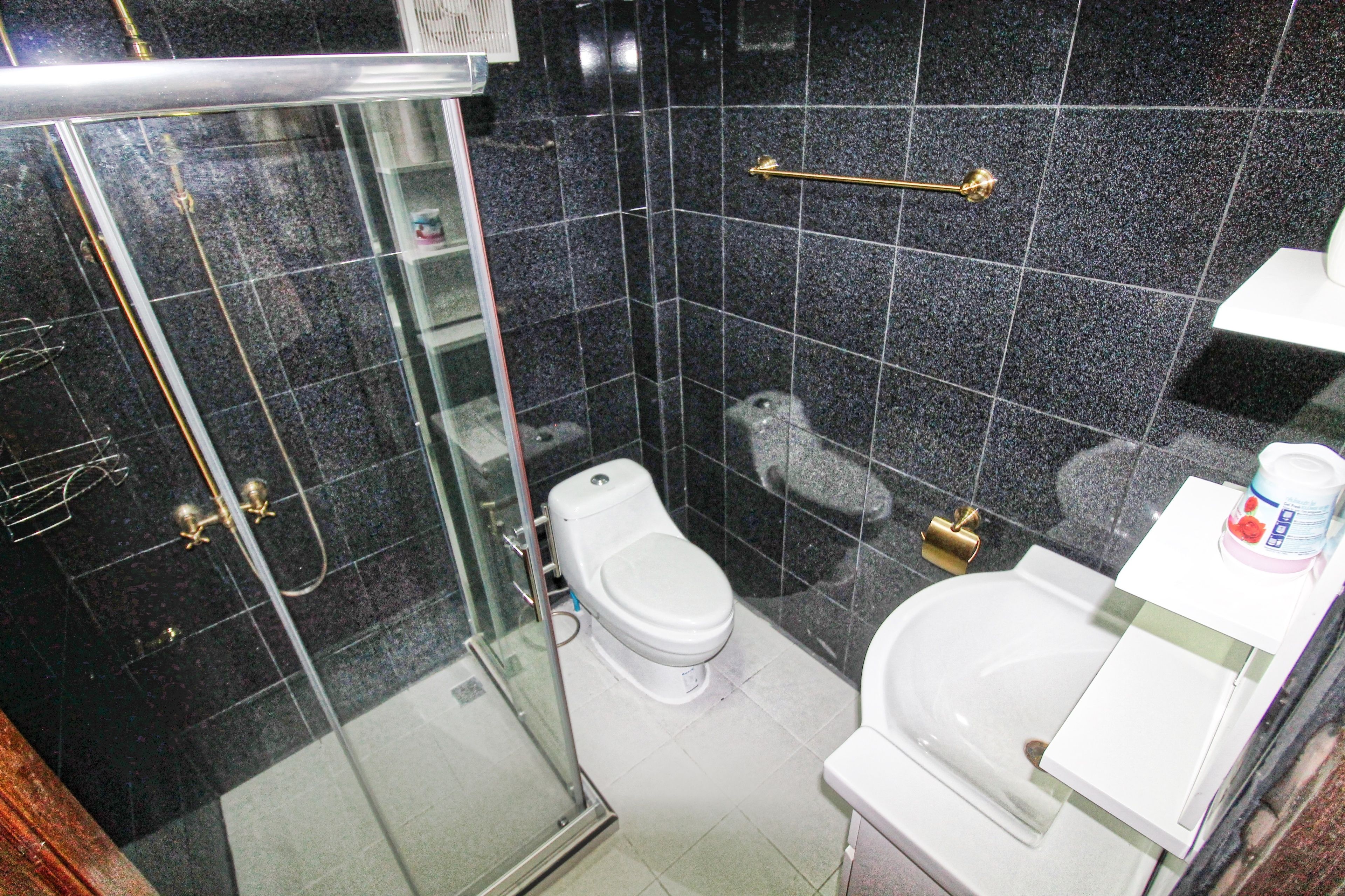 Photo - Phratamnak Inn Hotel & Guesthouse - 100 mtr from the beach
