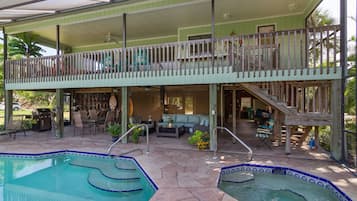 Piscine extérieure, piscine chauffée