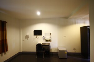 Standard Budget Double Bed  | Room amenity