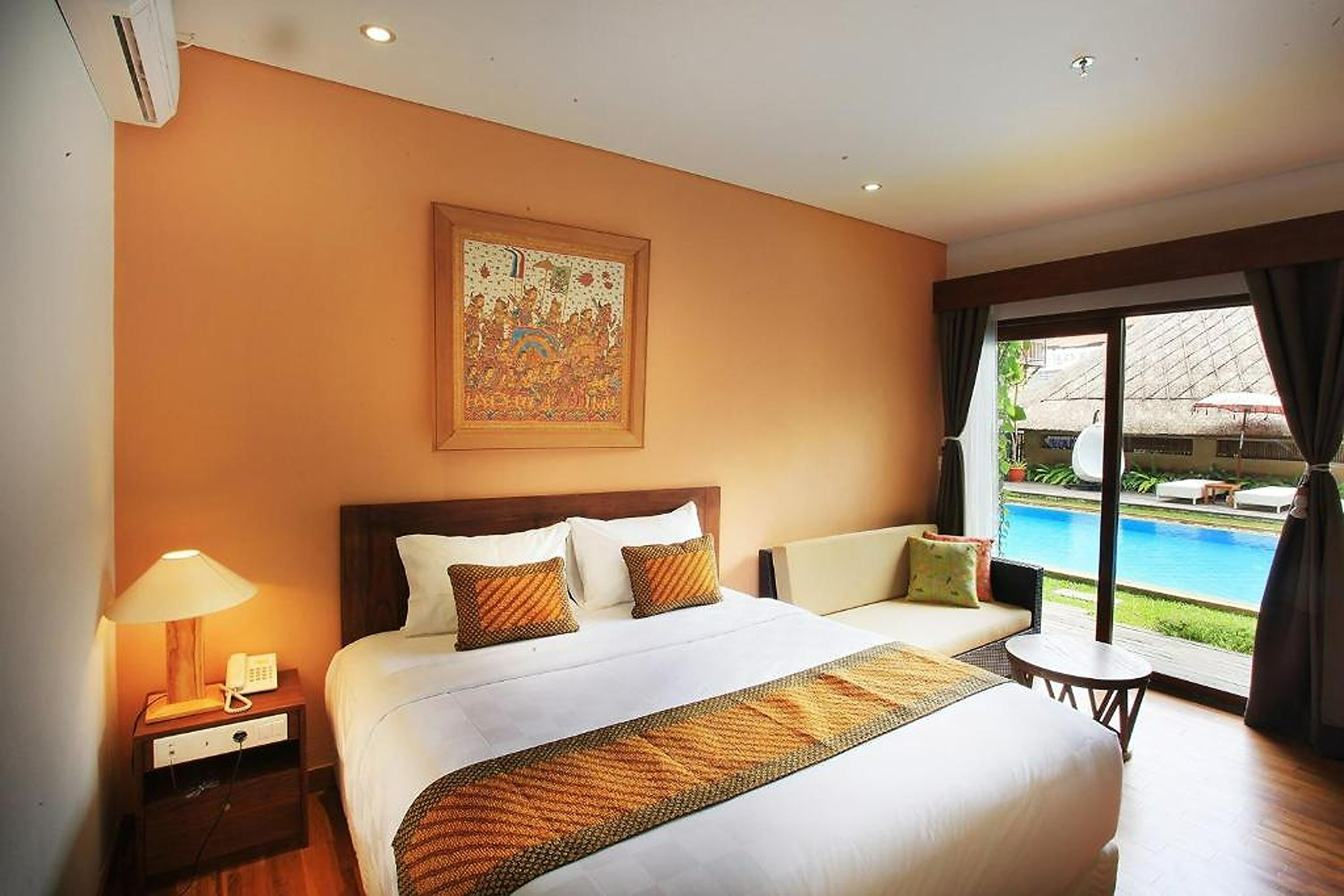 suite room with pool view | 1 bedroom, individually decorated, individually furnished, free wifi