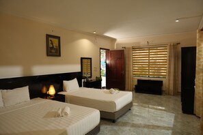 Family Garden view | Minibar, in-room safe, soundproofing, free WiFi