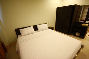 Standard Double Room | Free WiFi