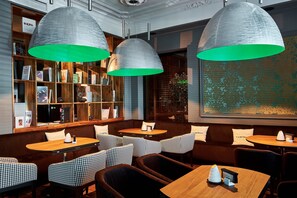 Lobby lounge - Il Decameron Luxury Design Hotel  (Odesa)