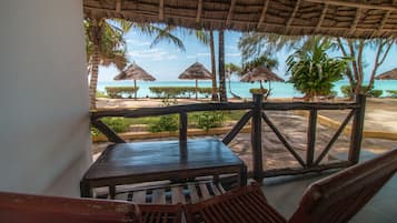 Deluxe Room, Oceanfront | Balcony