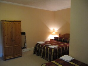 Iron/ironing board, free WiFi - The Manor Country House Hotel (Dumfries)