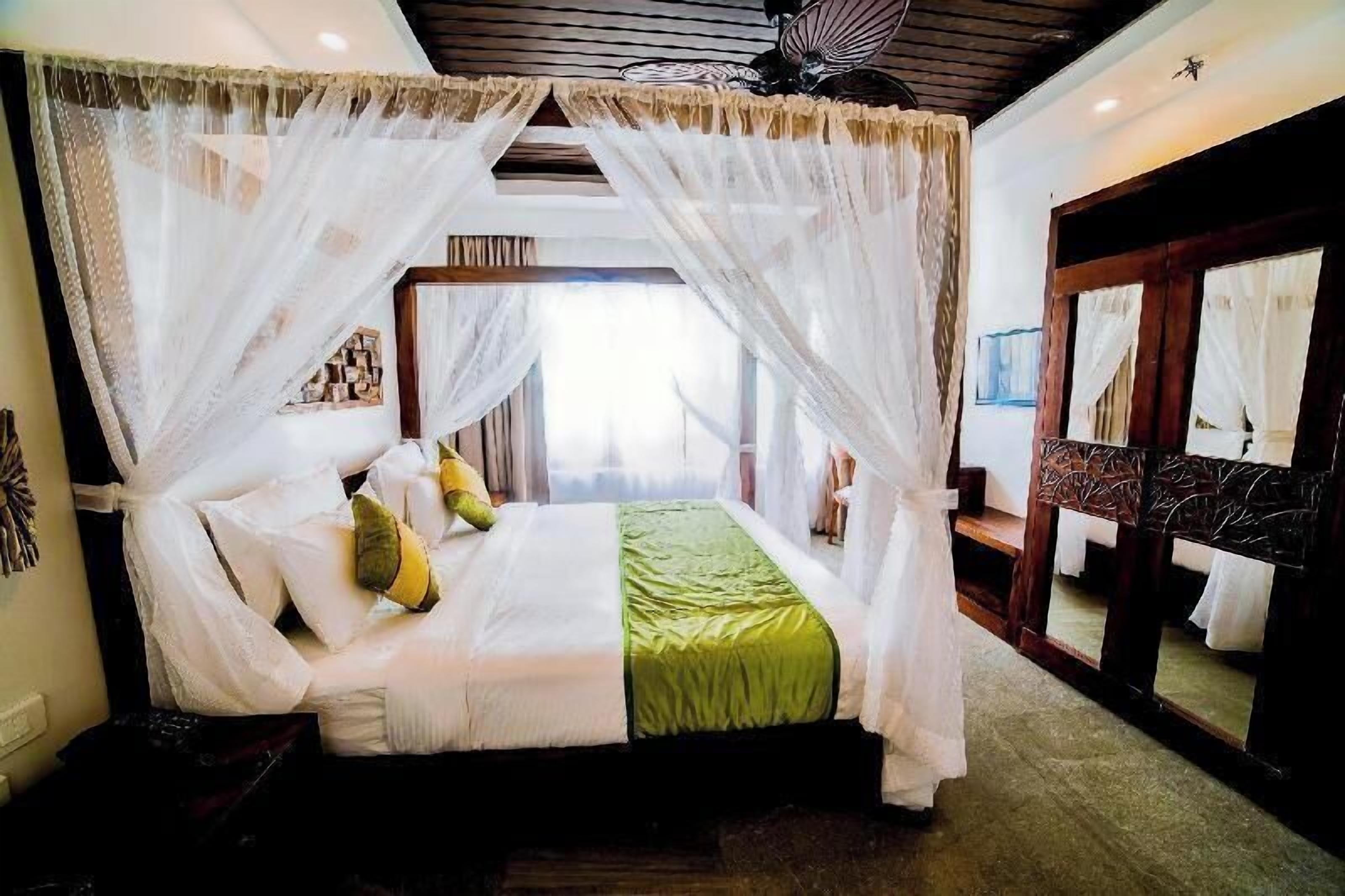 Sábanas de algodón egipcio, ropa de cama de alta calidad y minibar 