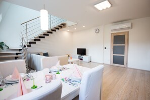 Flat-screen TV - Spa Apartments Bulharska (Karlovy Vary)