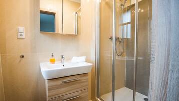 Free toiletries, hair dryer, towels
