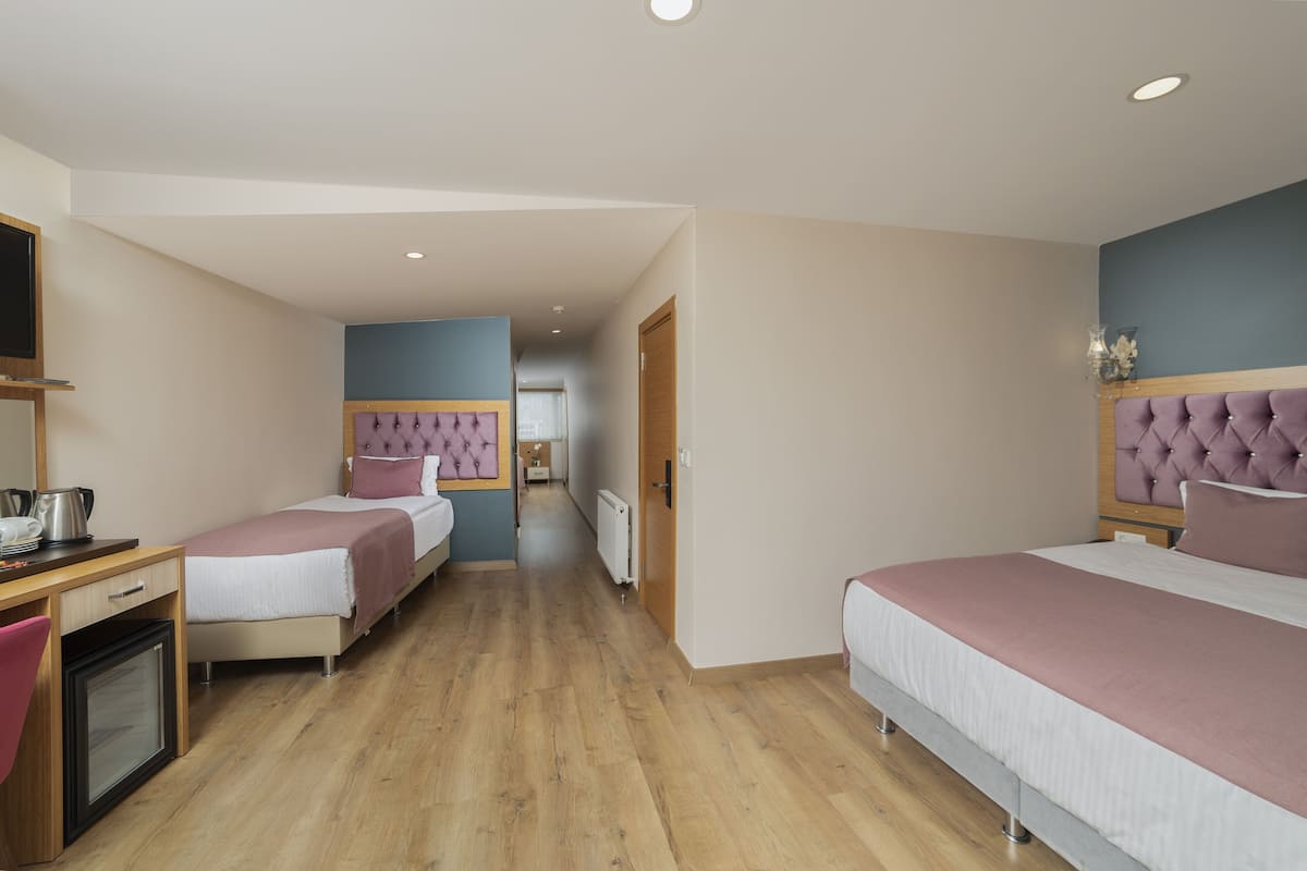 Quadruple Room, Balcony
