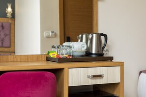 Minibar, caja de seguridad en la habitación y insonorización