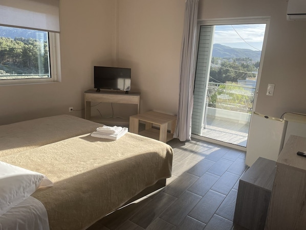 Standard-Doppelzimmer, 1 Schlafzimmer | Kostenloses WLAN, Bettwäsche, Rollstuhlgeeignet