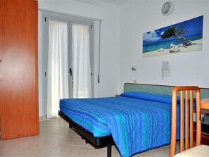 Minibar, in-room safe, cots/infant beds, free WiFi