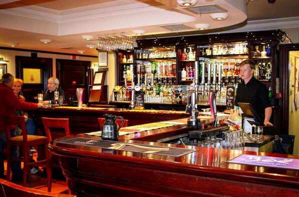 Interior - Waterhouse Inn (Alexandria)