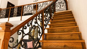 Staircase - Hotel Boutique Laureles Home (Medellín)