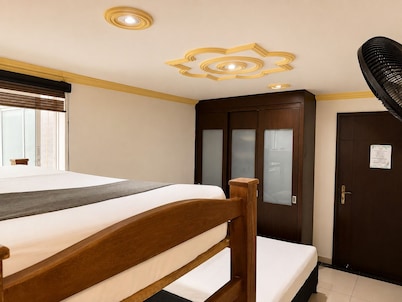 Hotel Boutique Laureles Home
