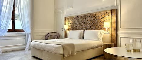 1 bedroom, minibar, in-room safe, desk