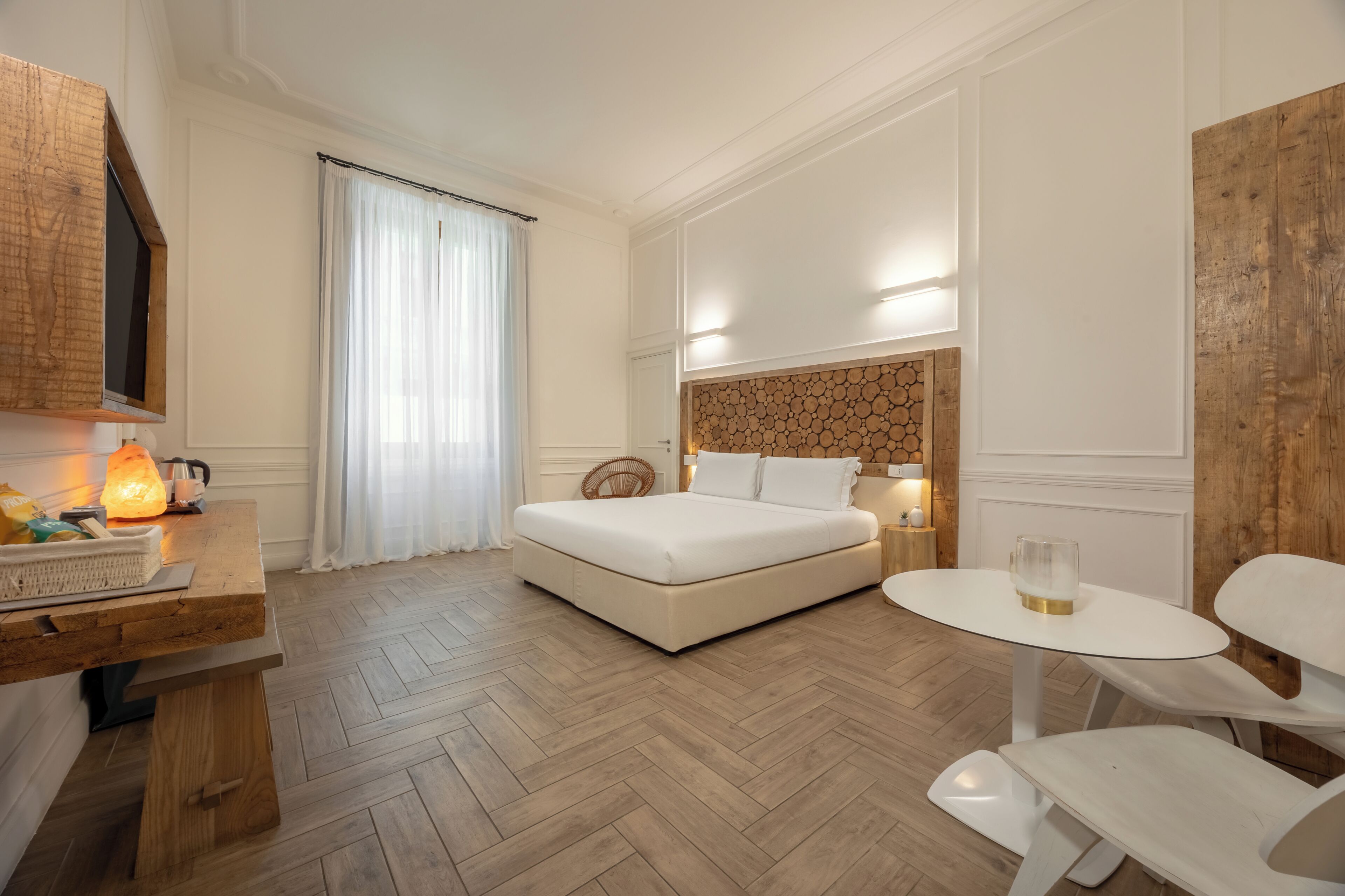 Deluxe Double or Twin Room | Living area | 42-inch flat-screen TV with satellite channels, TV