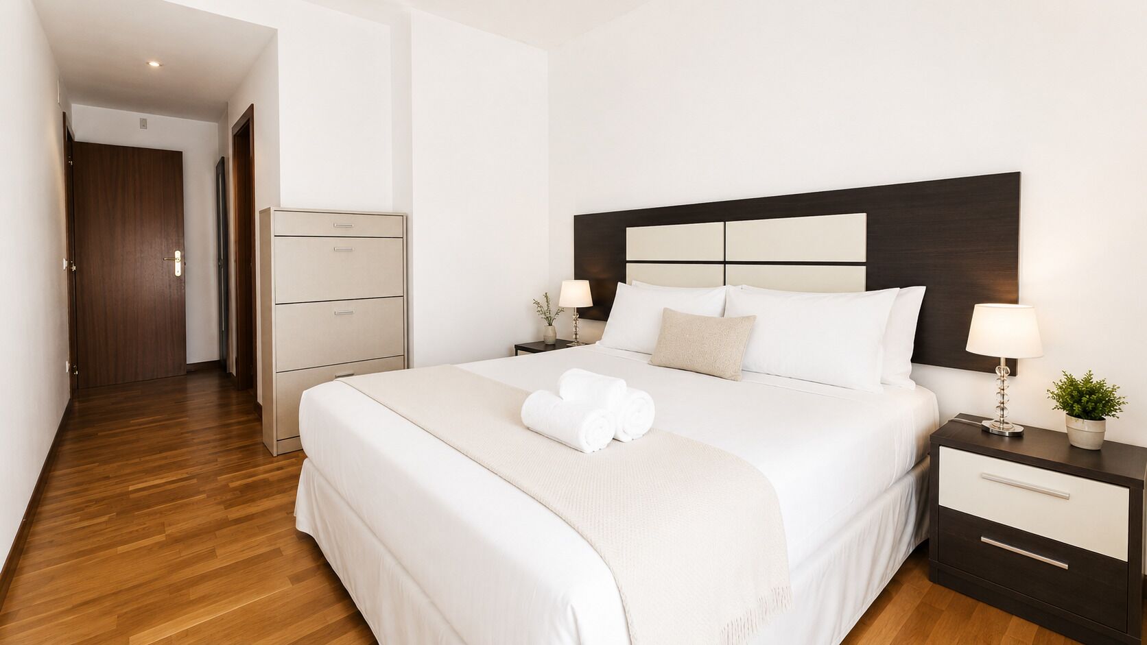 2 chambres, literie de qualité supérieure, couette en duvet d'oie