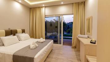 Luxury Double Room with Shared Pool | Room amenity