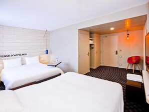 Standard Room, 1 Double Bed with Sofa bed | Desk, soundproofing, iron/ironing board, free cribs/infant beds