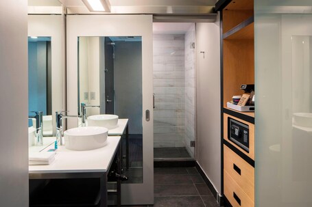 Aloft Coral Gables - Image 14