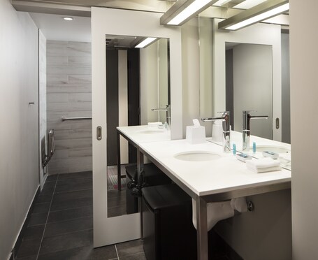 Aloft Coral Gables - Image 13
