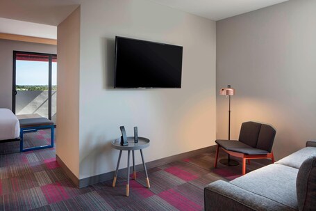 Aloft Coral Gables - Image 23