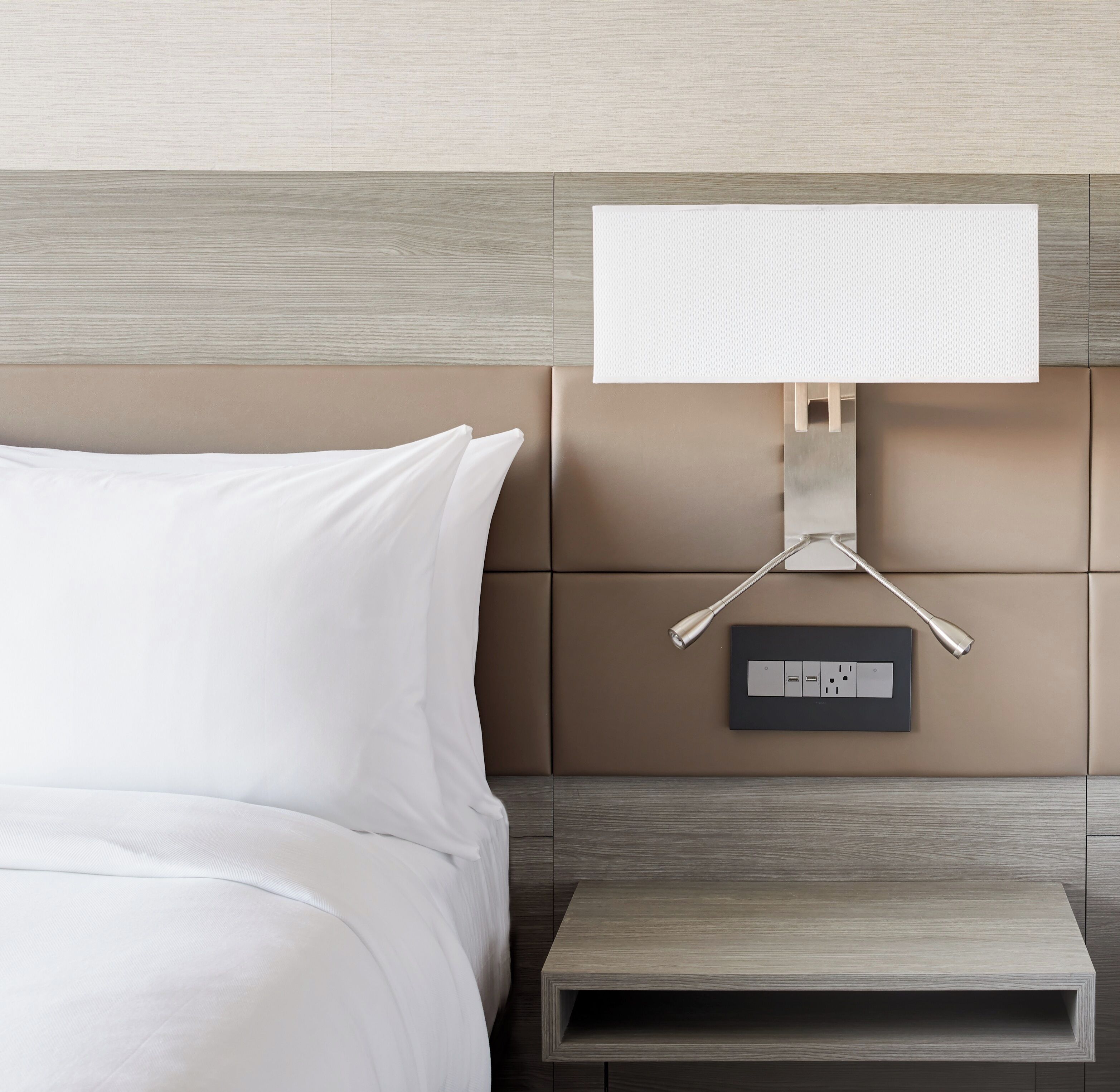 premium bedding, pillow-top beds, in-room safe, desk