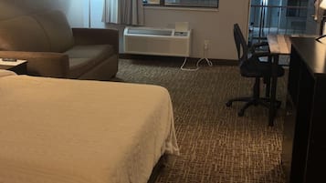 Ropa de cama de alta calidad, colchones con efecto memoria y escritorio