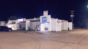 Exterior - Americas Best Value Inn Brinkley (Brinkley)