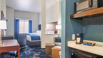Premium bedding, in-room safe, iron/ironing board, cribs (free)