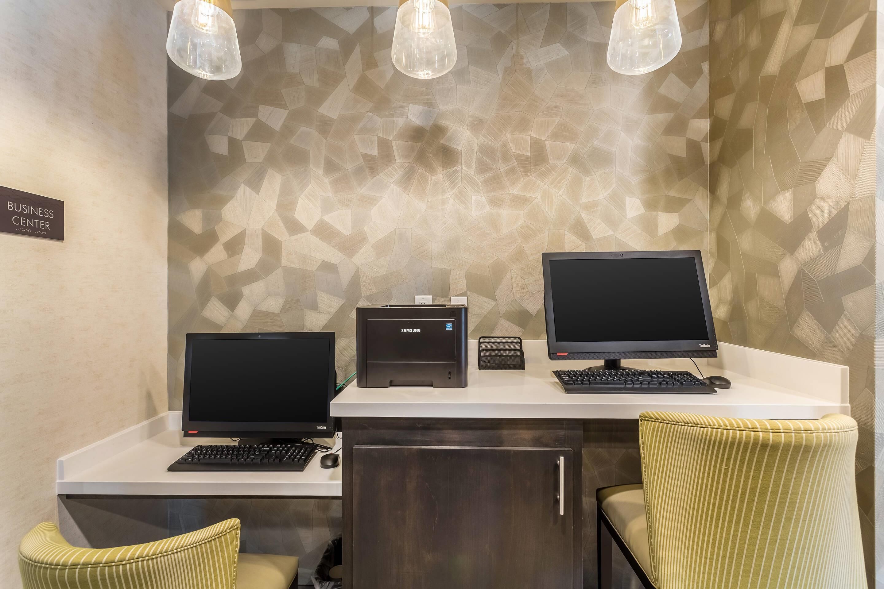 Photo - Comfort Inn & Suites Salt Lake City Airport