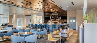 Cambria Hotel Phoenix Chandler - Fashion Center