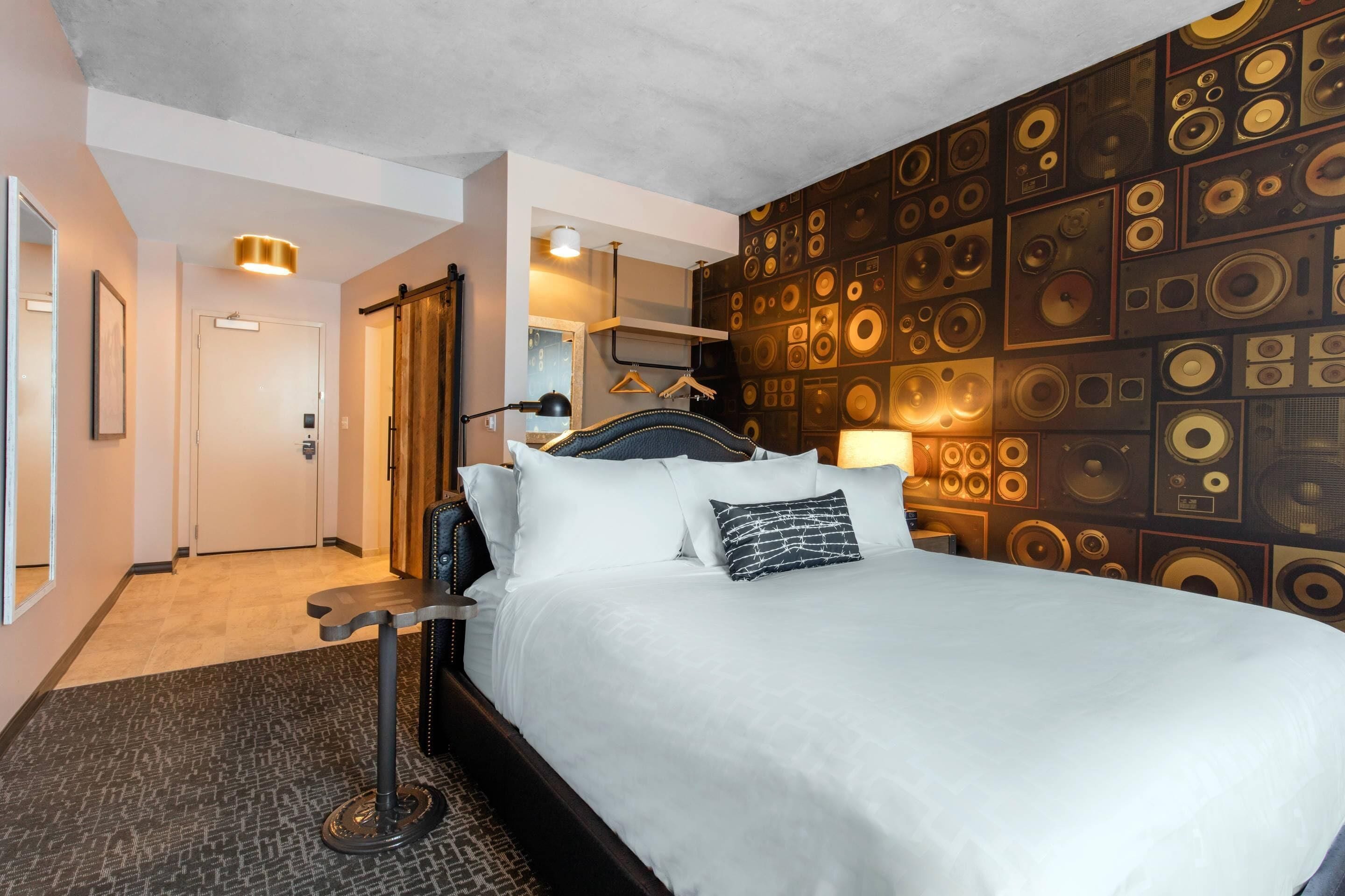 Egyptian cotton sheets, premium bedding, pillowtop beds, in-room safe