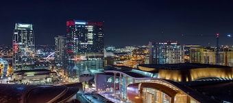 Cambria Hotel Nashville Downtown