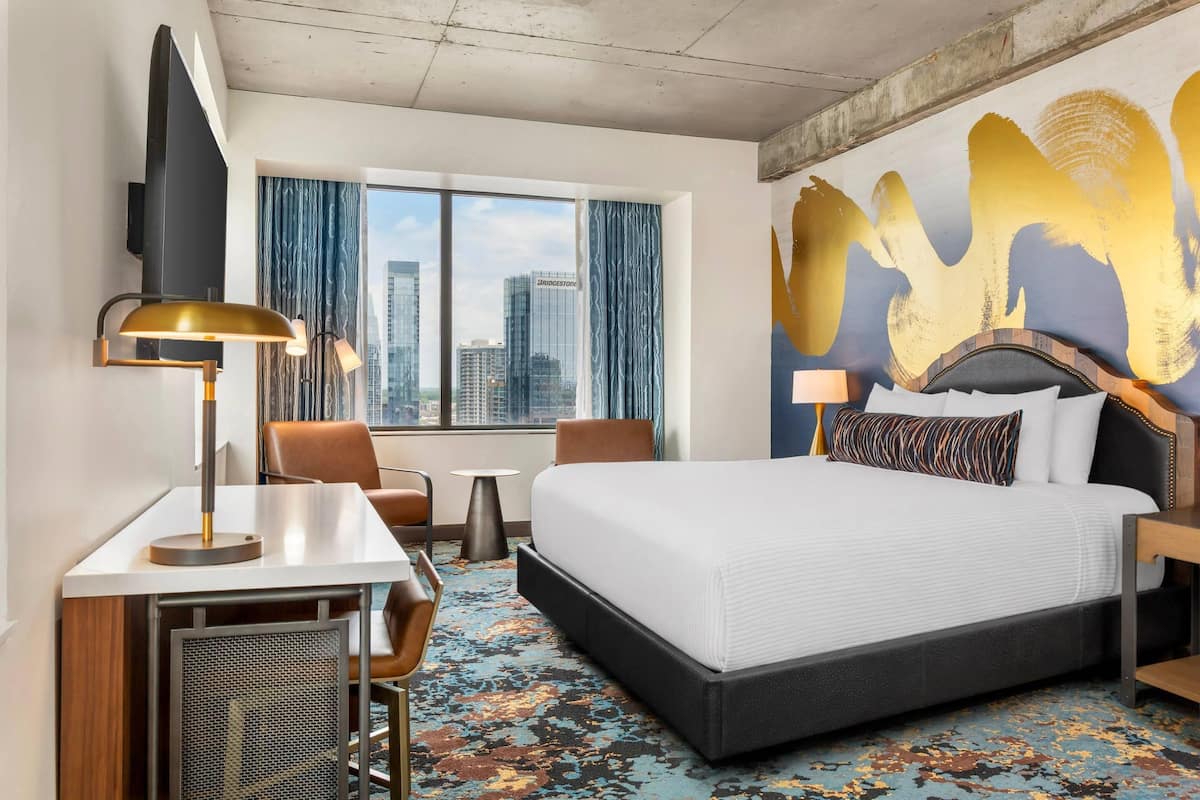 Egyptian cotton sheets, premium bedding, pillow-top beds, in-room safe
