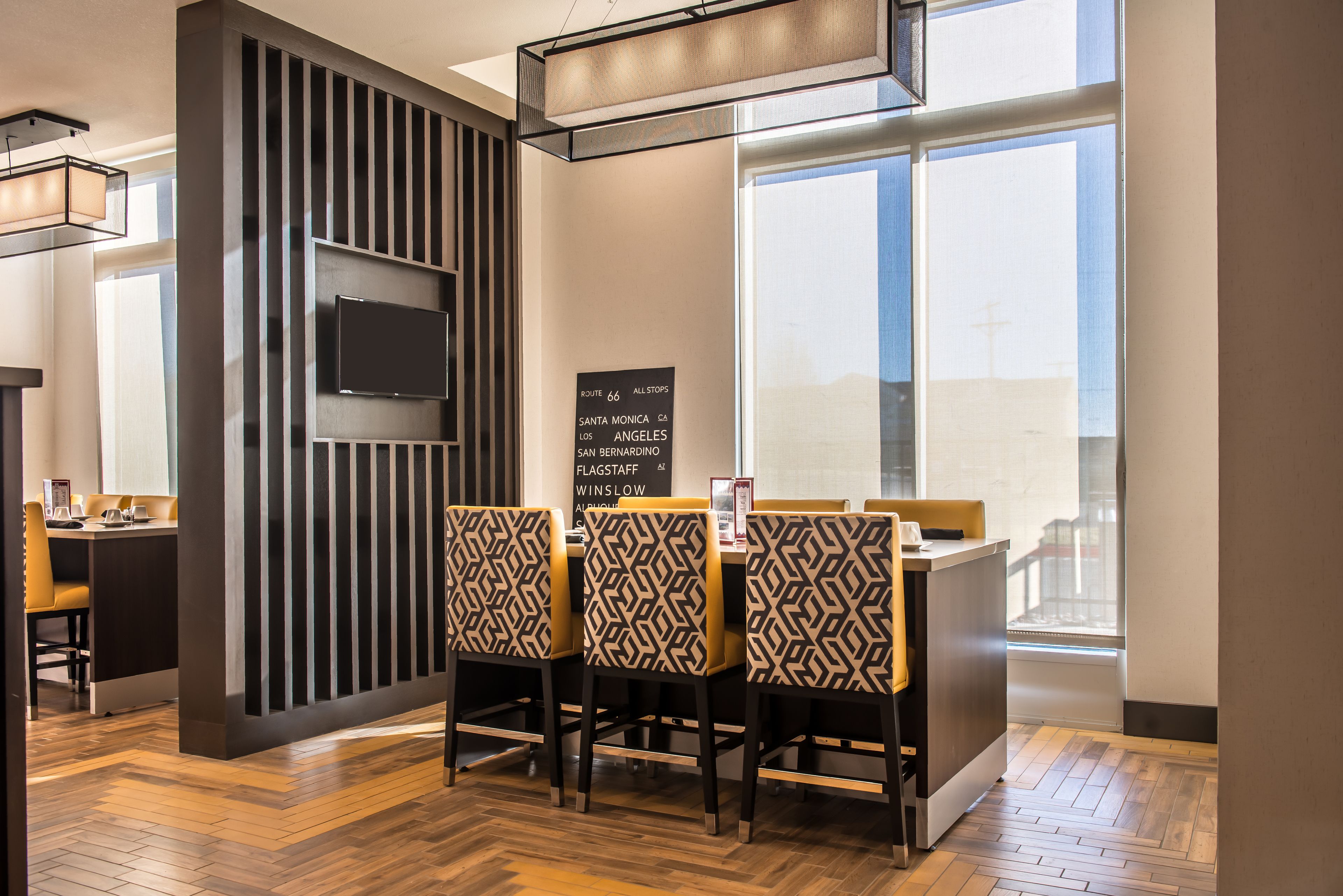 breakfast and dinner served