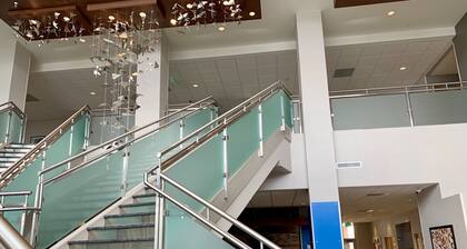 Holiday Inn Express & Suites Denver - Aurora Medical Campus by IHG