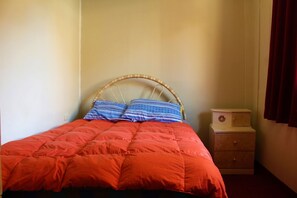 Economy Double Room, 1 Double Bed | Laptop workspace, free WiFi - Hostel Climbing Point (Independencia)