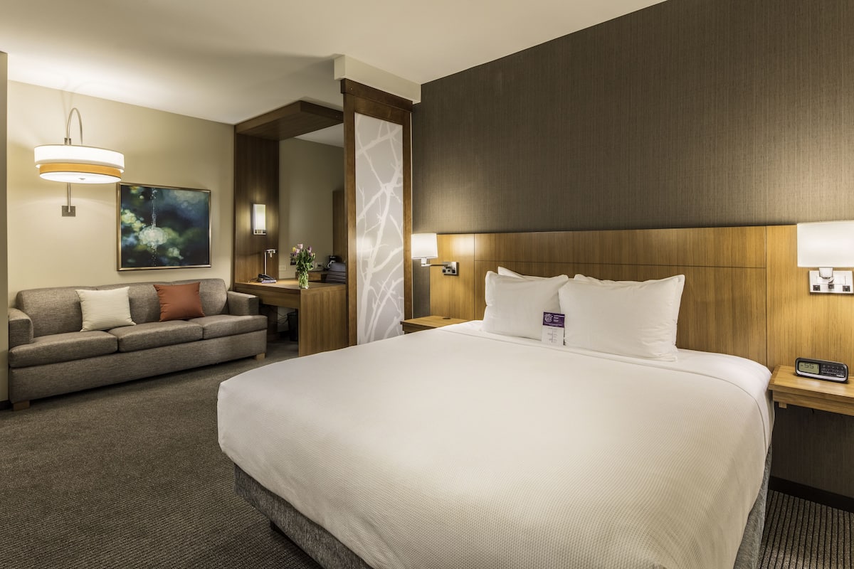 desk, blackout curtains, iron/ironing board, free cots/infant beds