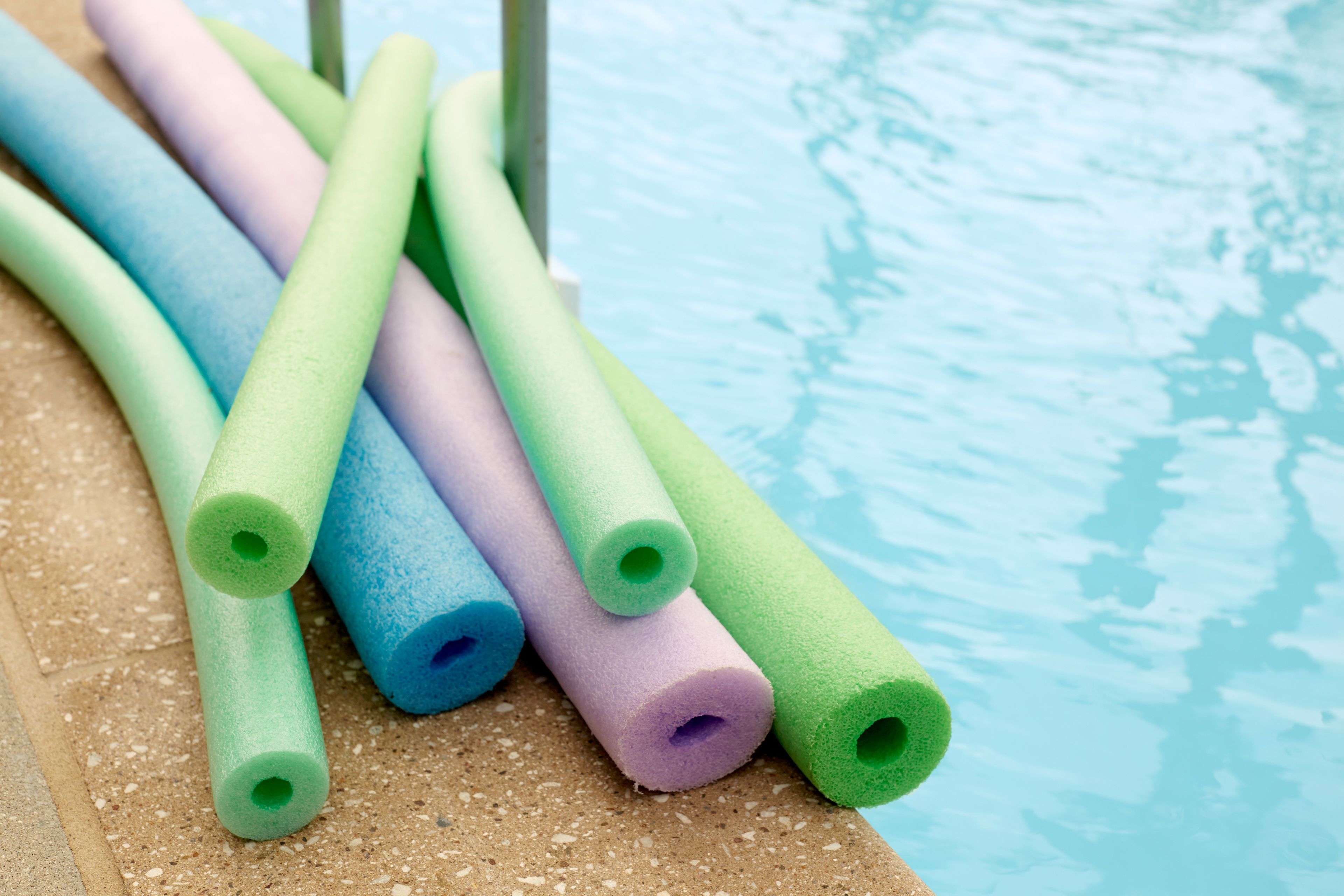 outdoor pool, open 6 am to 10 pm, pool loungers