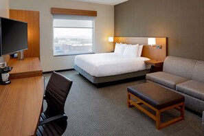 Hypo-allergenic bedding, desk, blackout curtains, iron/ironing board