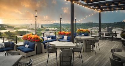 Hyatt Place Knoxville Downtown