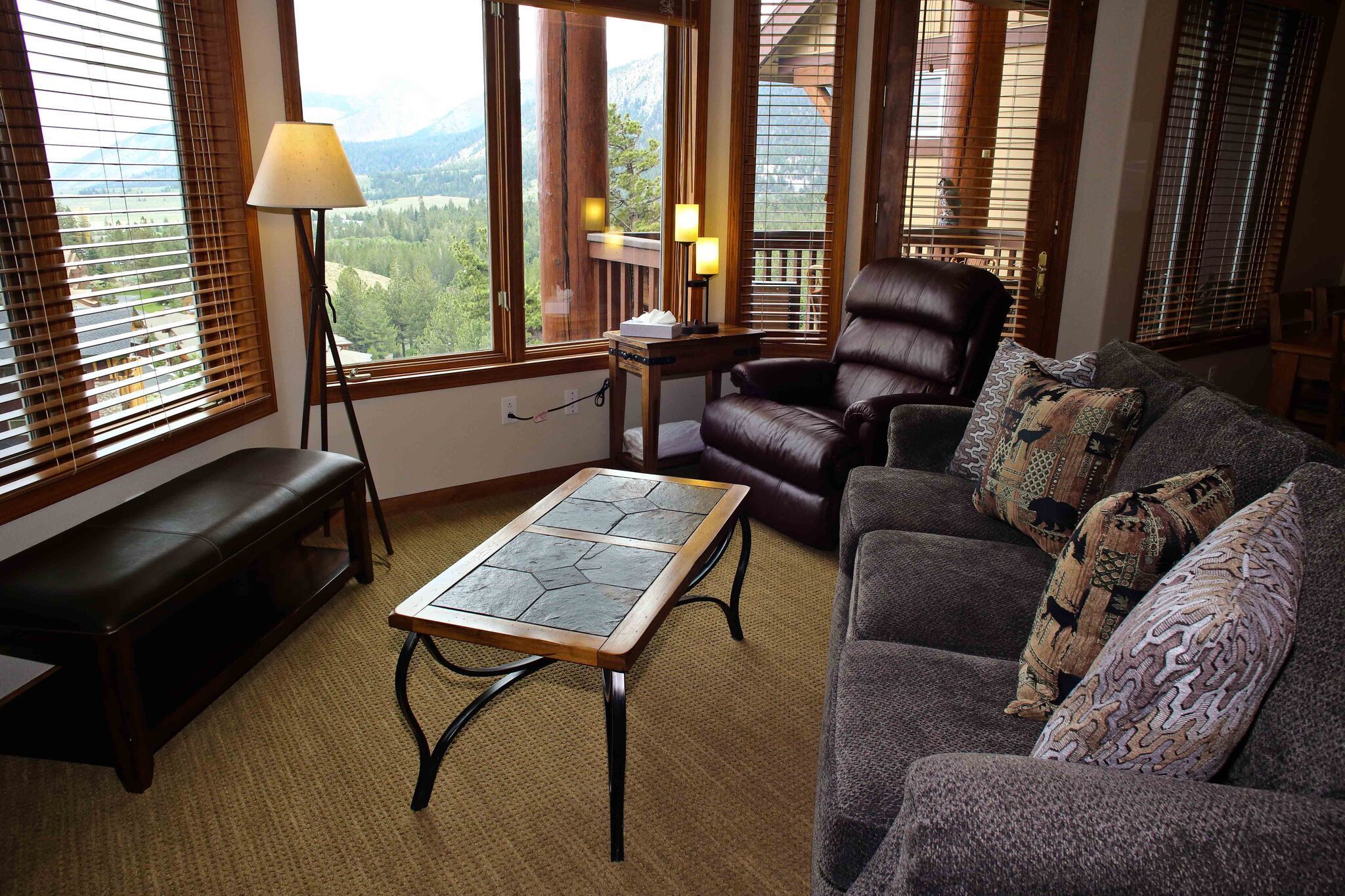 Townhome, 3 Bedrooms (Eagle Run #204) | Living room