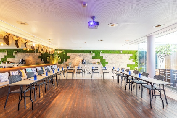 Business centre