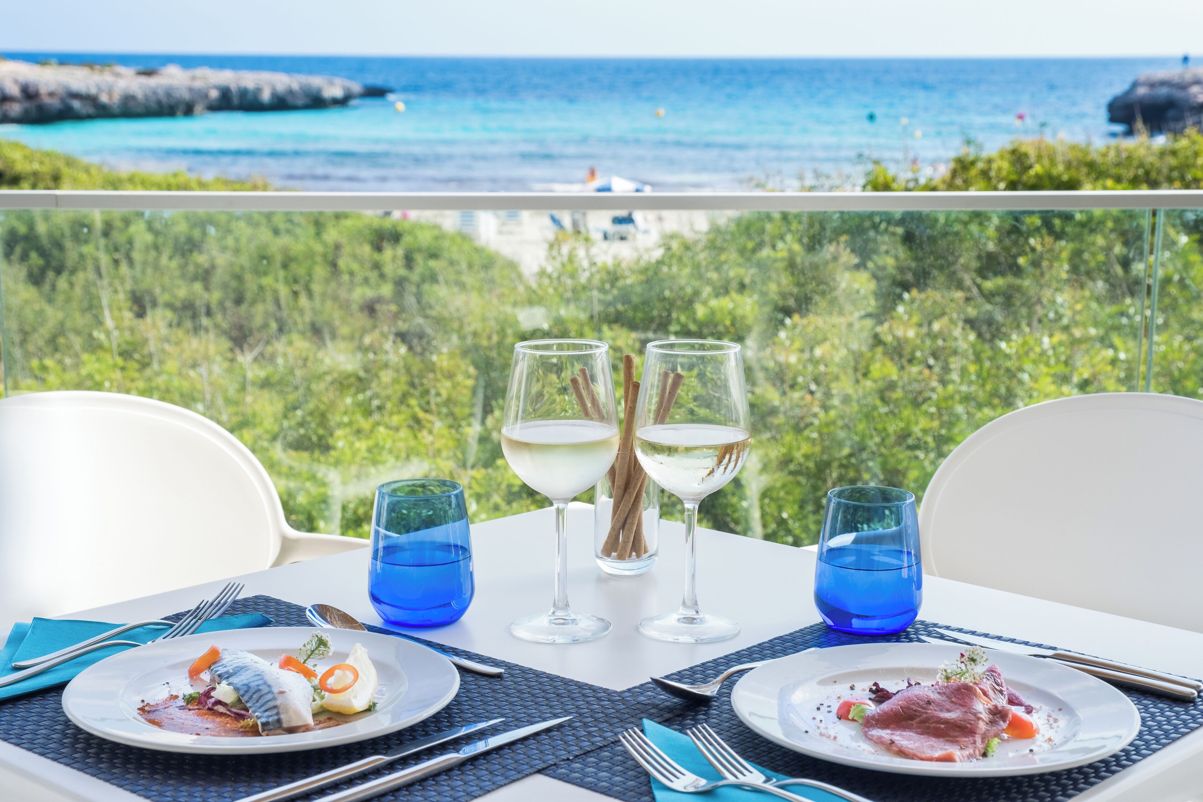 Photo - FERGUS Style Carema Beach